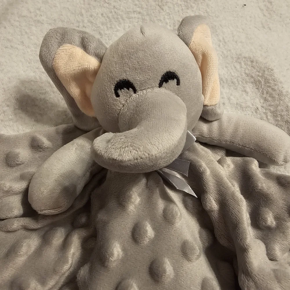 Pro Goleem Elephant Safari Super Soft Security Blanket